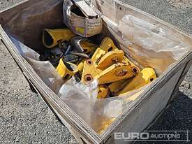 Teeth, Parts to suit Komatsu  - picture0' - Click to enlarge