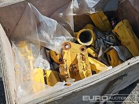 Teeth, Parts to suit Komatsu  - picture1' - Click to enlarge