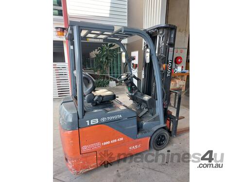 Toyota Counter Balance Electric Forklift