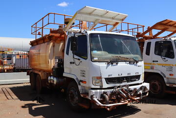 2014 FUSO FN600 WATERCART TRUCK