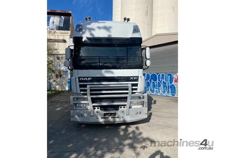 caption 2016 DAF XF105 6x4 Sleeper Prime Mover Truck - Melbourne