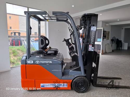 Wollongong Forklift: 2016 Toyota 1.8T, Electric, 3-Stage Container Mast, 4.3m Lift!