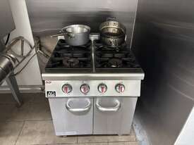 1 x AG Equipment Commercial 4 Burner Stove - picture1' - Click to enlarge