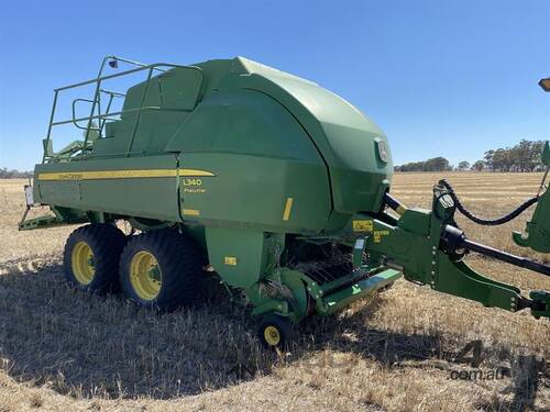 caption John Deere L340 Precutter Large Square