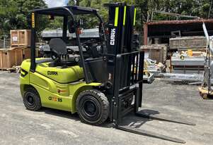 Clark GTS25D # 2,5 Tonne Diesel Forklift # 2500kg Load Capacity # 4800mm Lift Height ...