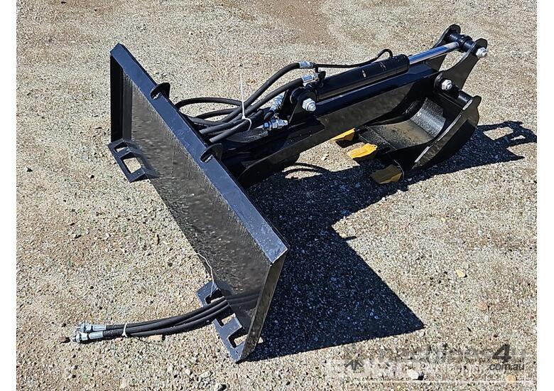 caption Unused GIYI Backhoe Loader to suit Skidsteer Loader