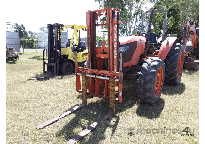4x4 tractor with front forks