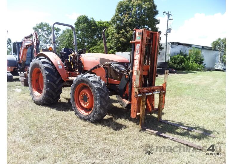 4x4 tractor with front forks