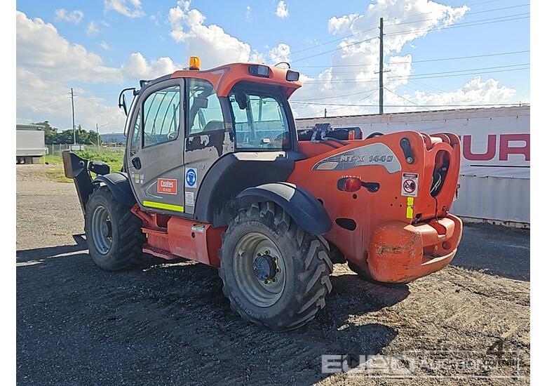 caption 2015 Manitou MT-X1440