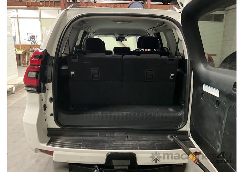 caption 2020 Toyota Landcruiser Prado GXL Diesel