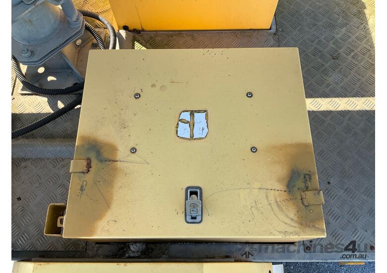 caption 2013 Safe Roads F1504001C VMS Board (Trailer Mounted)