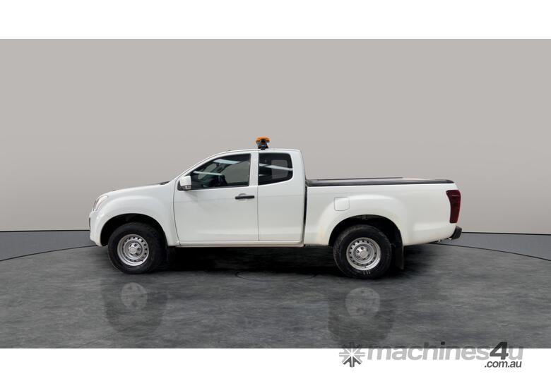 caption 2018 Isuzu D-MAX 4x2 SX High Ride Extra Cab T/Diesel (Auto) (Council Asset)