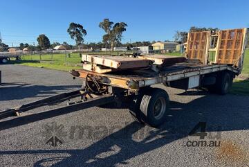 Trailer Dog Trailer Gitsham 2 axle Ramps Front and rear 1986 7UB693 SN1754