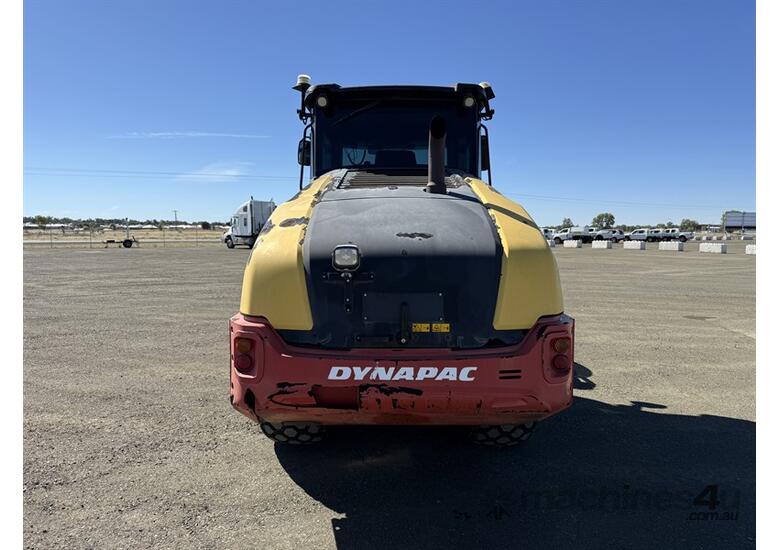 2013 DYNAPAC CA4000D SMOOTH DRUM ROLLER