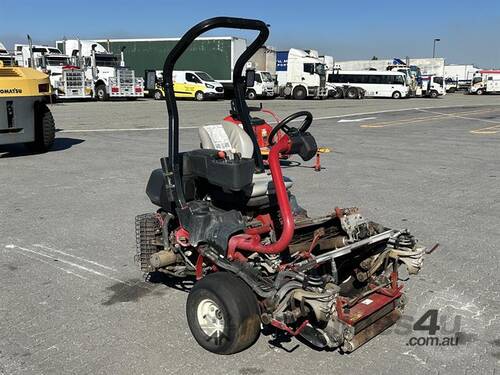 caption Toro Greensmaster 3400