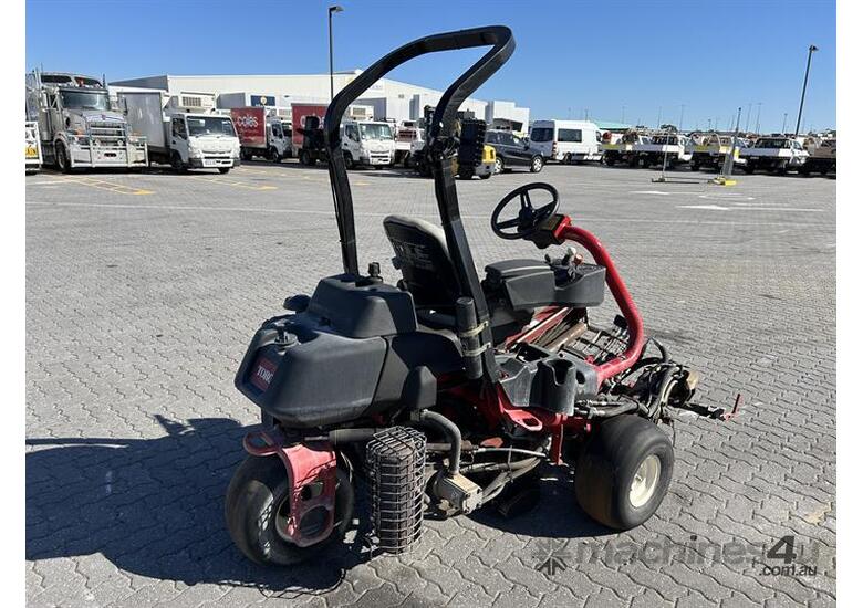 caption Toro Greensmaster 3400