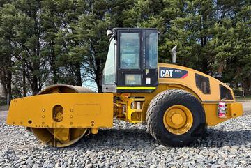 Caterpillar 2012   CS74
