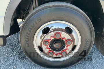 2017 Mitsubishi Canter 515-FEB21 Refrigerated Pantech (Day Cab)