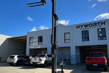 Hyworth 1.4T Compact Walkie Reach Stacker lifts to 5.5m FOR SALE