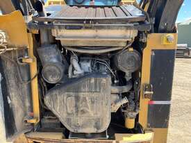 2004 Caterpillar 268B Wheeled Skid Steer - picture1' - Click to enlarge