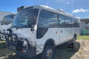 Toyota 2016   Coaster Bus