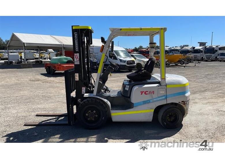 TCM FD30T3K Forklift
