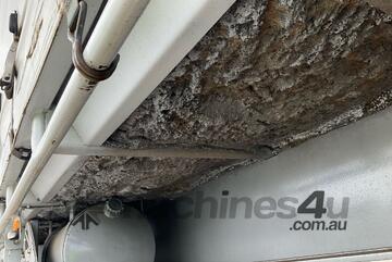 1995 Freighter ST3 Tri Axle Curtainside B Trailer