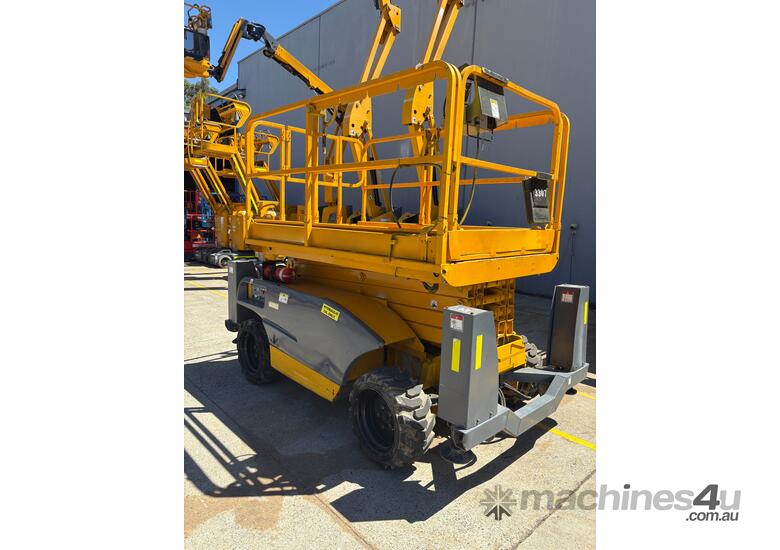 2015 Haulotte Compact 12DX 