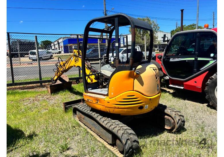 JCB 8032 MINI EXCAVATOR.