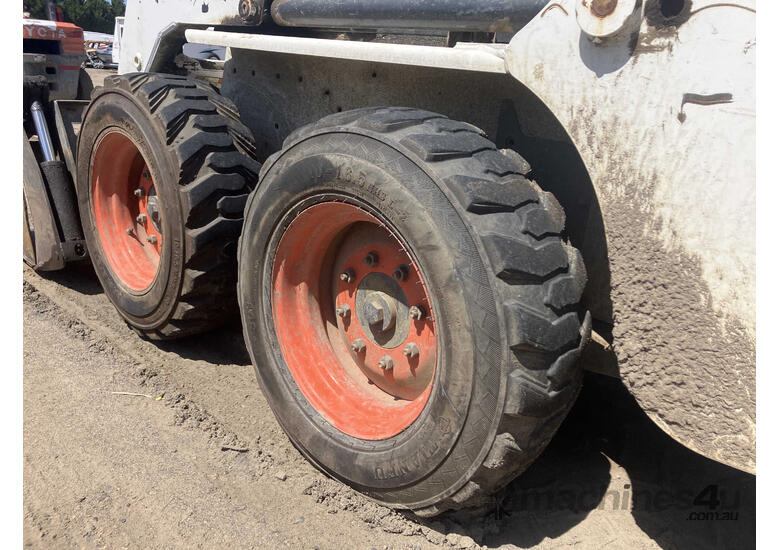 2008 Bobcat S130 Wheeled Skid Steer