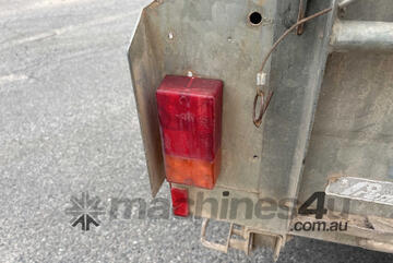 2010 Premier Trailers T20 Single Axle Box Trailer