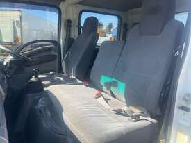 2012 Isuzu NNR 200 Crew Cab Table Top - picture2' - Click to enlarge