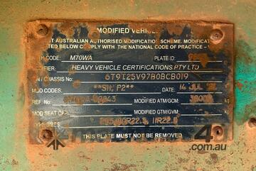 2011 Lucar Tri Axle Refrigerated Pantech Trailer