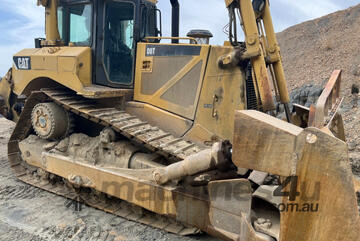 Caterpillar D8T Std Tracked-Dozer Dozer