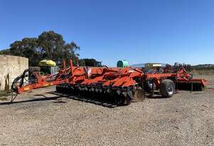Kuhn   Performer 6000 6M