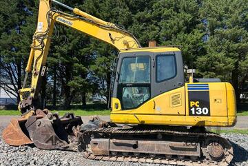 Komatsu 2007   PC130-7