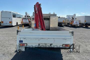 2017 Mitsubishi Canter 7/800 918 Crane Truck (Table Top)