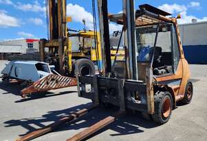 Linde Forklift   8T