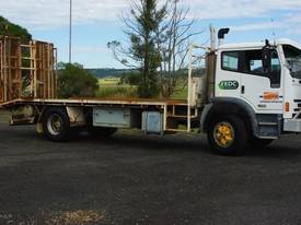 1997 International 2350G Acco - picture2' - Click to enlarge