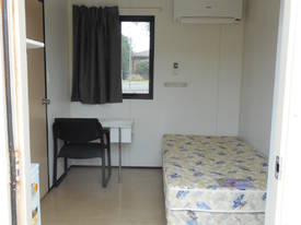 4 BEDROOM/ENSUITE AUSCO ACCOMODATION BUILDING - picture2' - Click to enlarge