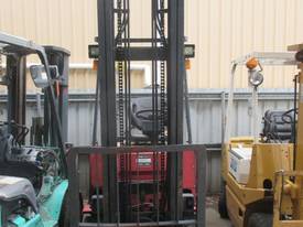 Used Forklift Masts - Various - picture4' - Click to enlarge
