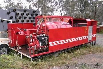 2000ltr tray mnt fire fighter , deisel powered pum