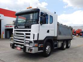 #2214B Scania 144 6x4 Tipper Truck 530HP 735,000  - picture1' - Click to enlarge