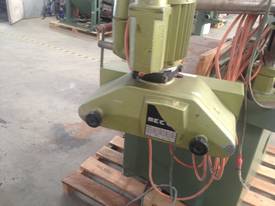 3ph spindle moulder - picture1' - Click to enlarge