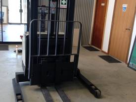 Used Crown Walkie Stacker - picture0' - Click to enlarge