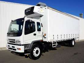 2007 Isuzu FVD950 12 Pallet Refrigerated Curtainsi - picture0' - Click to enlarge