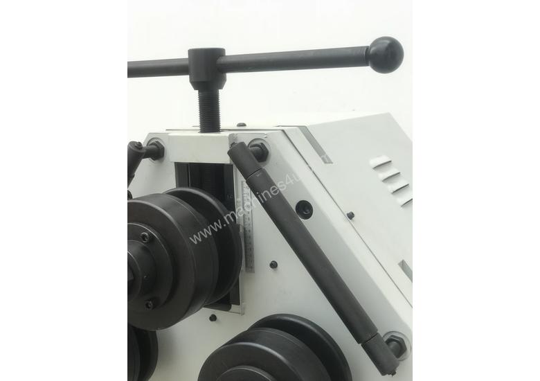 caption SM-PK50 Vertical & Horizontal Operation