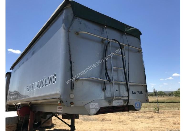 caption Lusty EMS B/D Combination Tipper Trailer