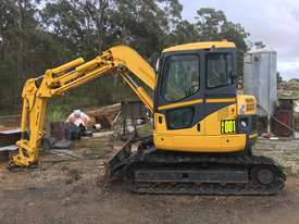 8 tonne excavator  - picture0' - Click to enlarge