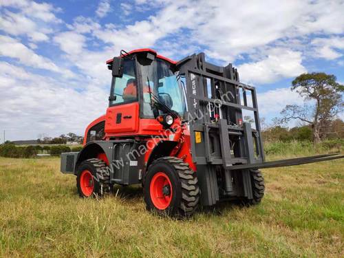 Summit 3 Tonne 4WD Rough Terrain Forklift with 2 Stage 3 meter Mast